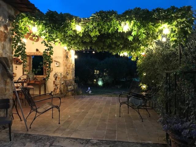 Appartement Dans Mas Provencal Grans Экстерьер фото