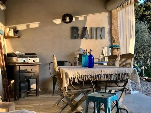 Appartement Dans Mas Provencal Grans Экстерьер фото