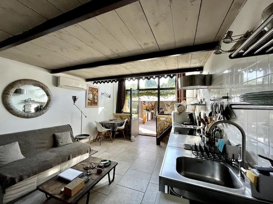 Appartement Dans Mas Provencal Grans Экстерьер фото