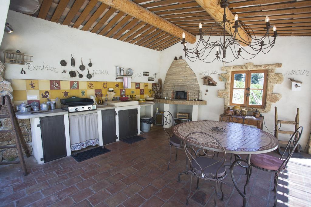 Appartement Dans Mas Provencal Grans Экстерьер фото